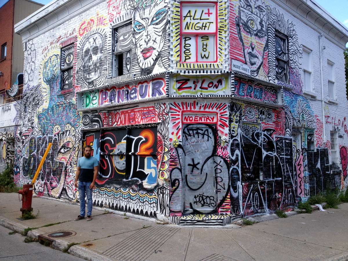 Street art montreal art urbain