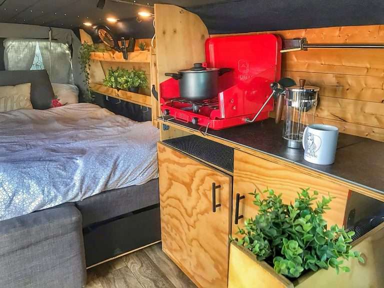 Best Campervans to Rent in Calgary 2022 for a Once in a Lifetime Canadian Rockies Road Trip